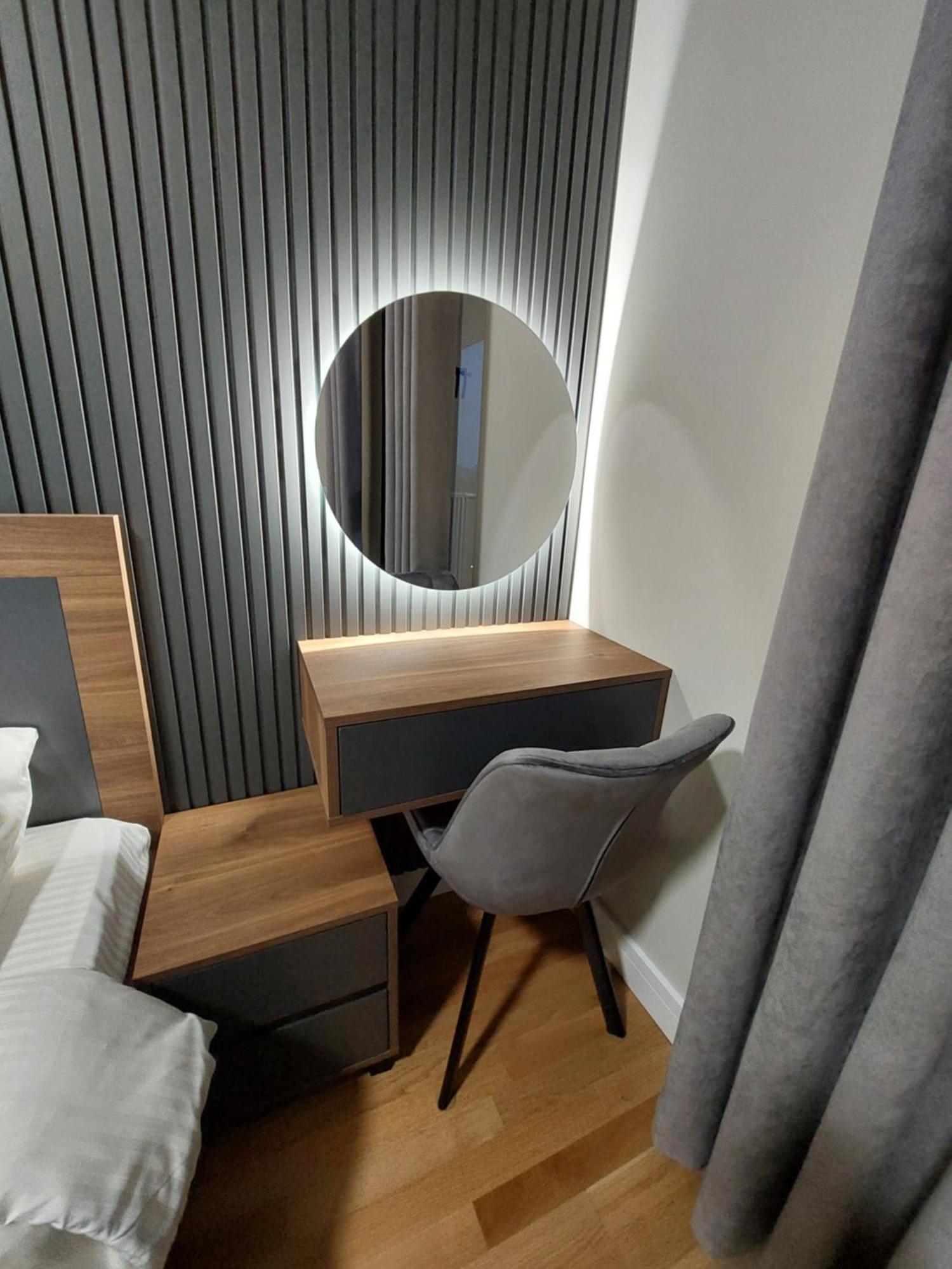 Anika Luxury Apartment At Diamond Center Skopje Exterior photo