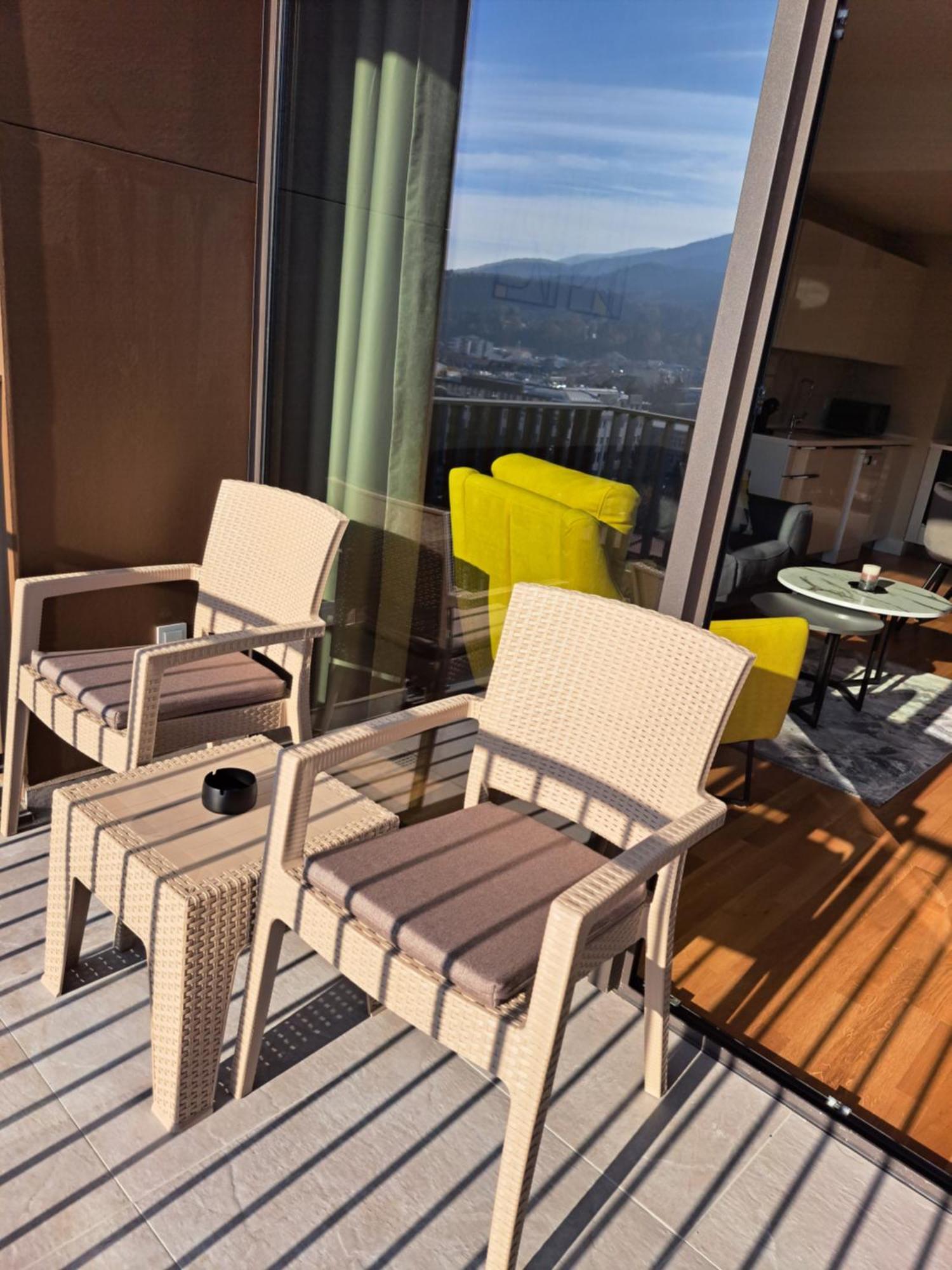 Anika Luxury Apartment At Diamond Center Skopje Exterior photo