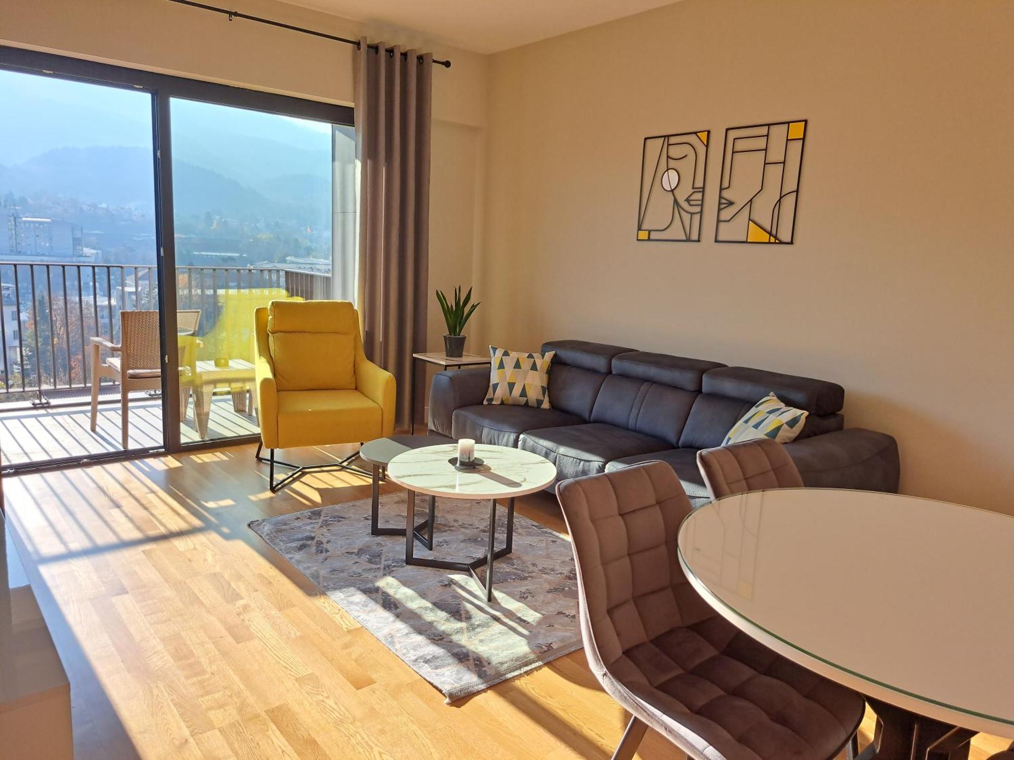 Anika Luxury Apartment At Diamond Center Skopje Exterior photo
